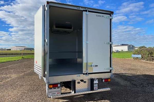 2024 Fuso Canter 515 City Cab