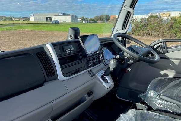 2024 Fuso Canter 515 City Cab
