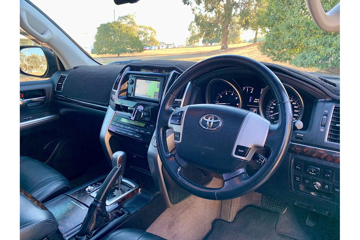 2015 Toyota Landcruiser VX URJ202R