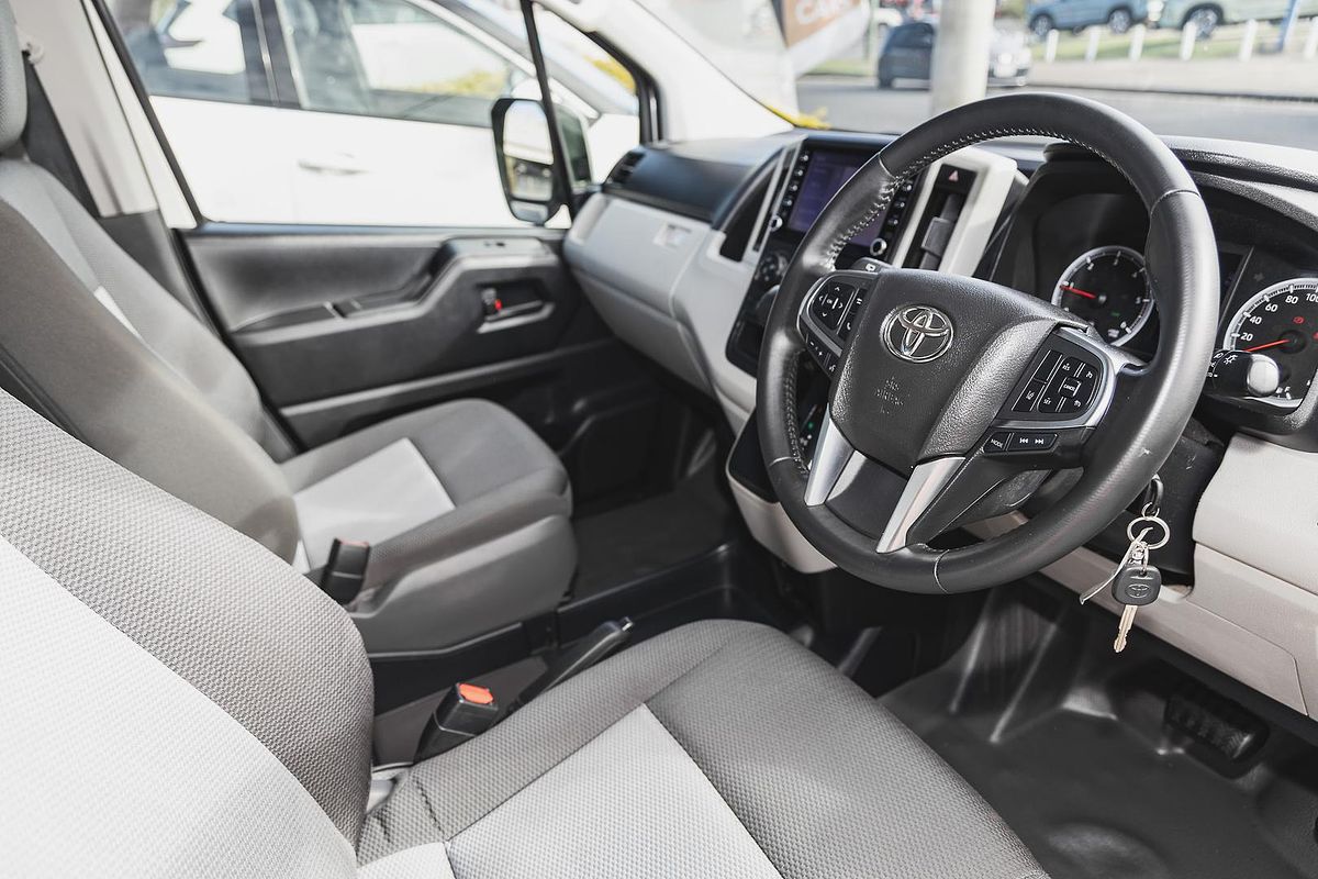 2022 Toyota Hiace GDH320R