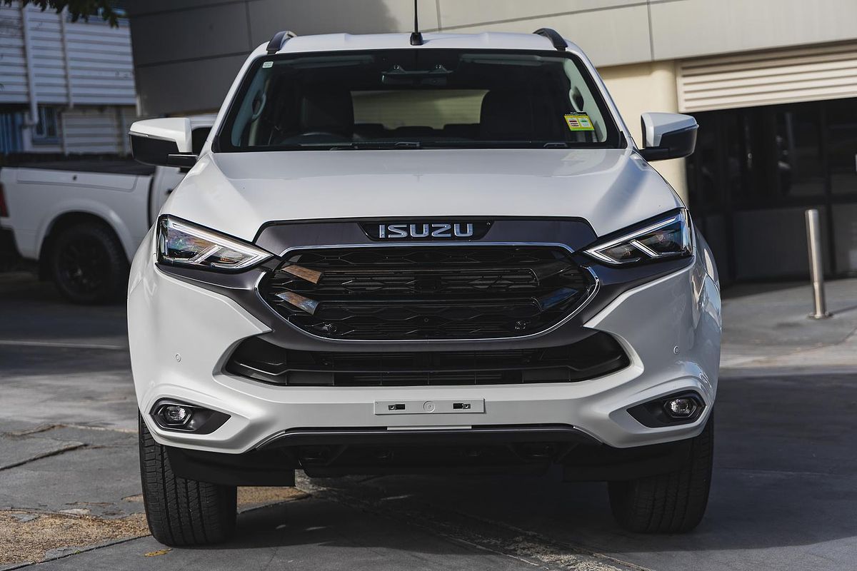 2023 Isuzu MU-X LS-T