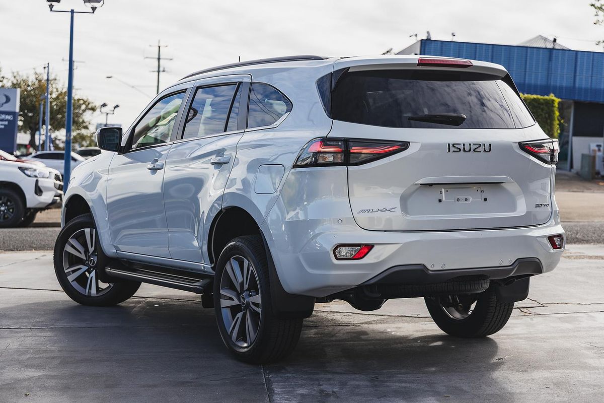 2023 Isuzu MU-X LS-T