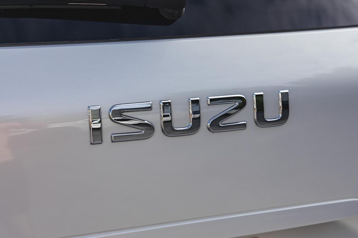 2023 Isuzu MU-X LS-T