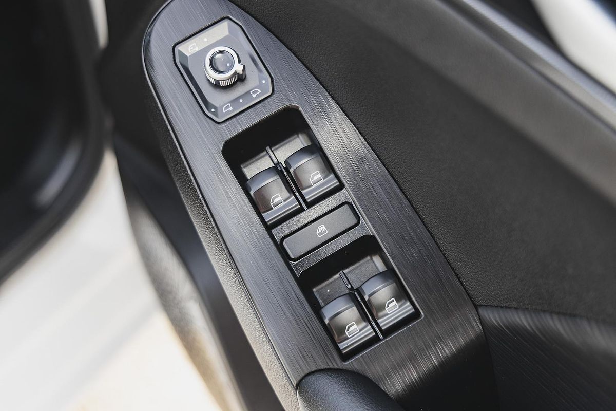 2023 GWM Haval Jolion Ultra Hybrid A01