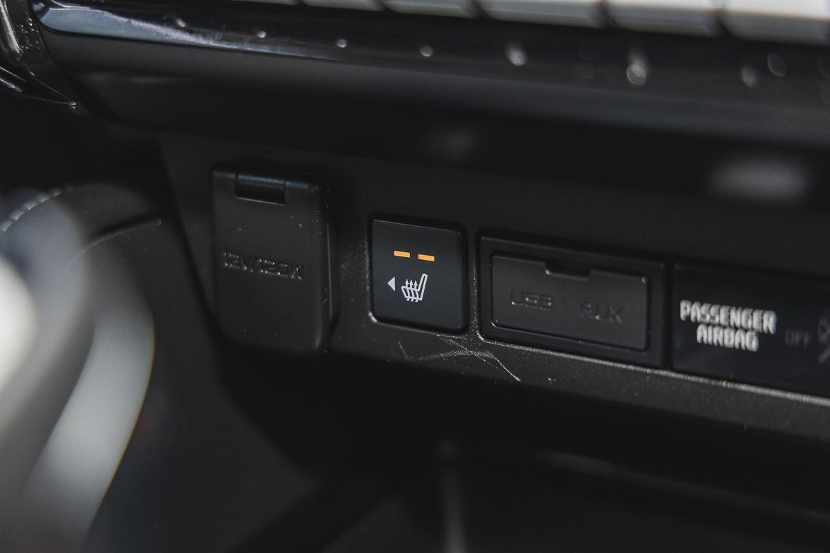 2023 Isuzu MU-X LS-T