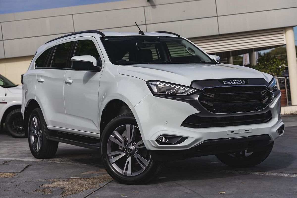2023 Isuzu MU-X LS-T