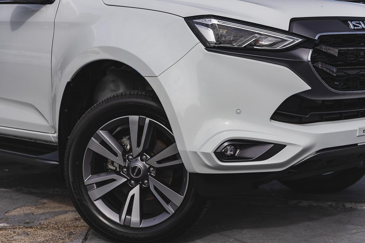2023 Isuzu MU-X LS-T
