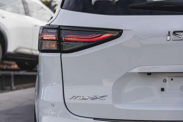 2023 Isuzu MU-X LS-T