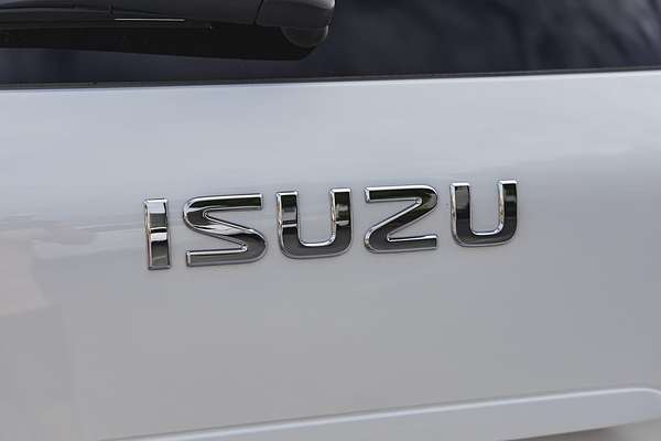 2023 Isuzu MU-X LS-T