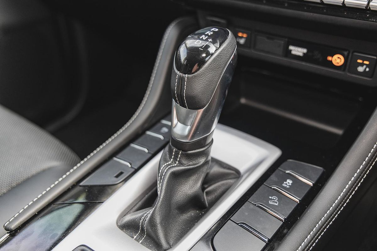 2023 Isuzu MU-X LS-T