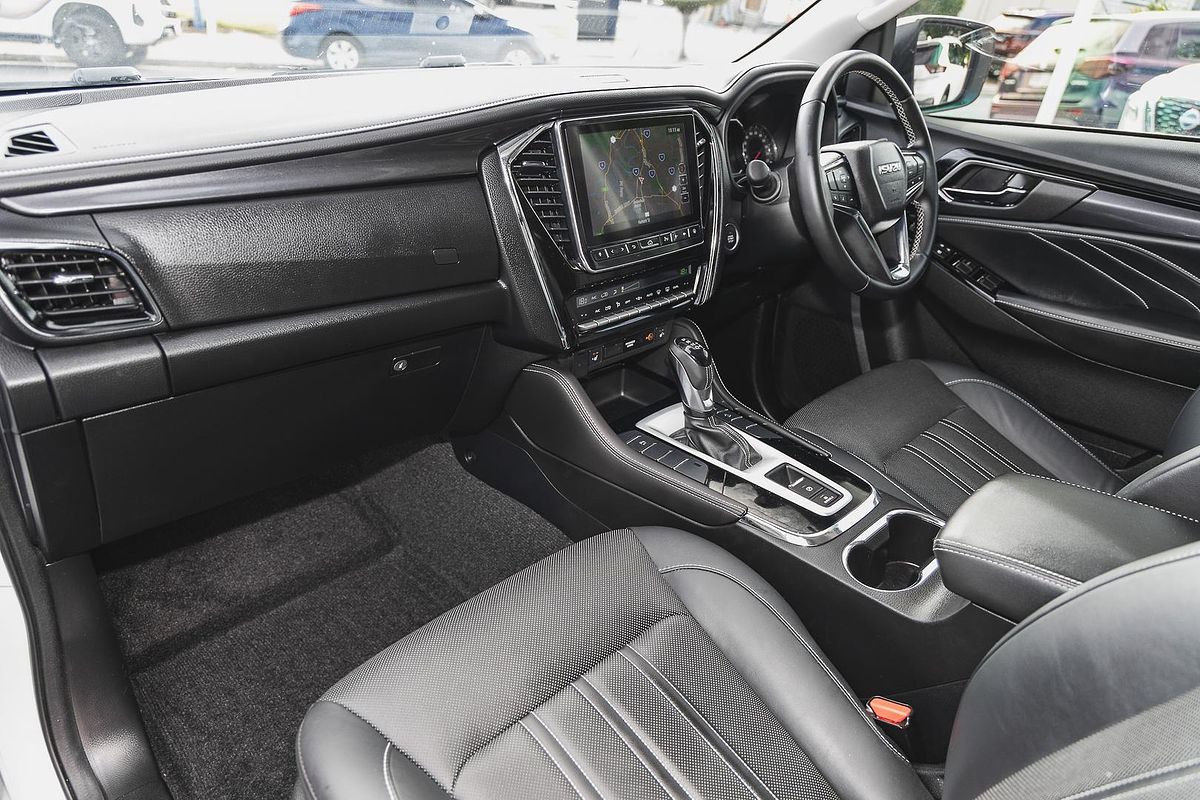 2023 Isuzu MU-X LS-T