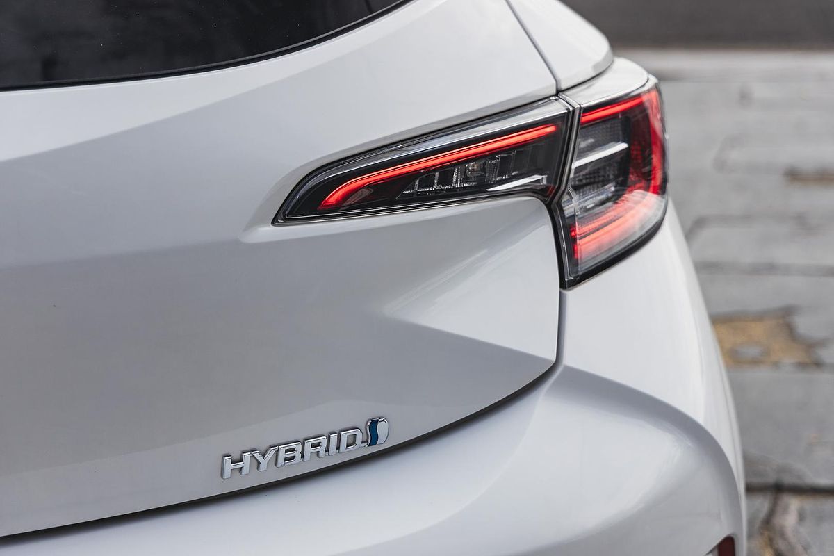 2020 Toyota Corolla Ascent Sport Hybrid ZWE211R