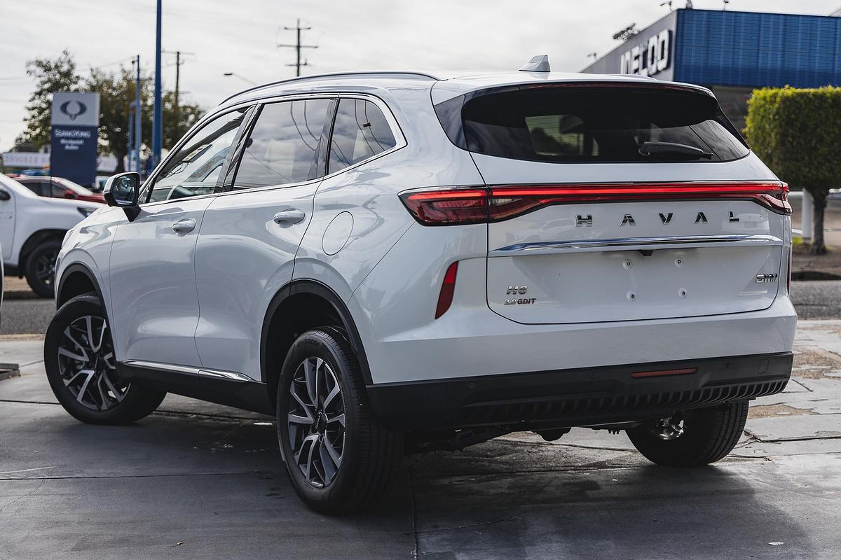 2022 GWM H6 Lux B01