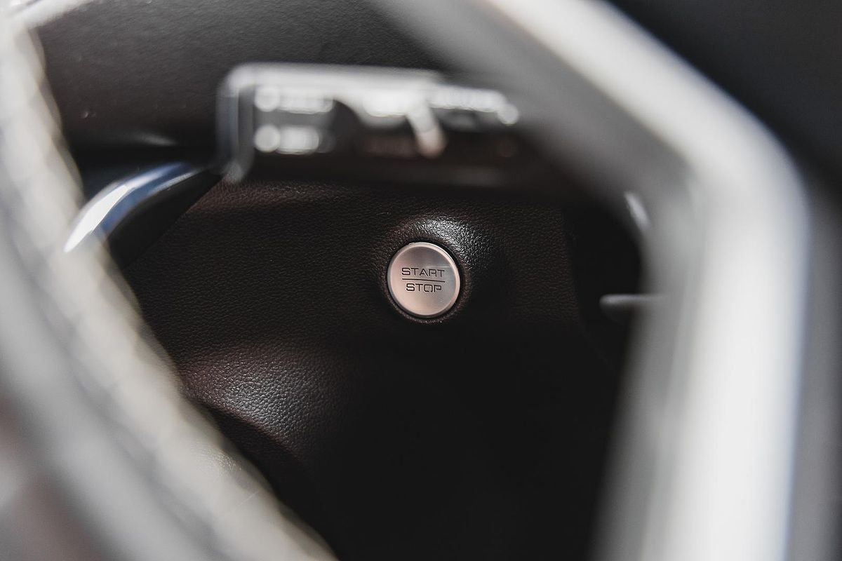 2022 GWM H6 Lux B01