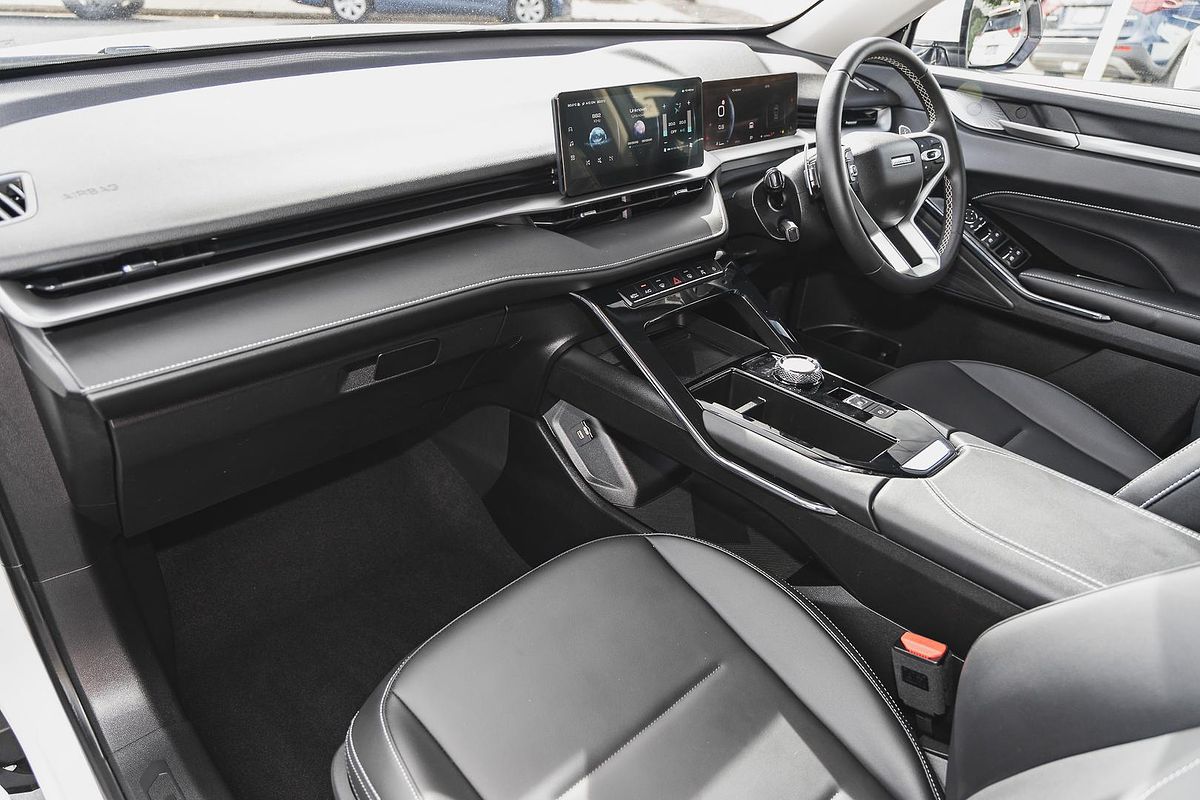 2022 GWM H6 Lux B01