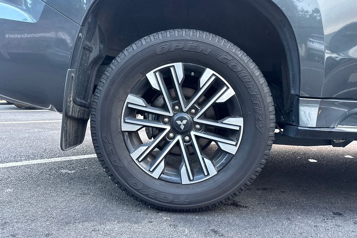 2023 Mitsubishi Pajero Sport GLS QF