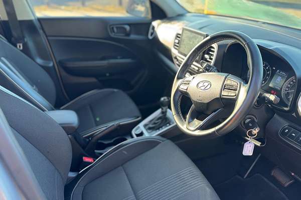 2020 Hyundai Venue Active QX.V3