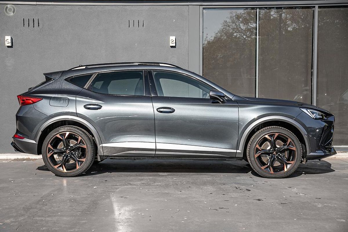 2024 CUPRA Formentor VZx KM