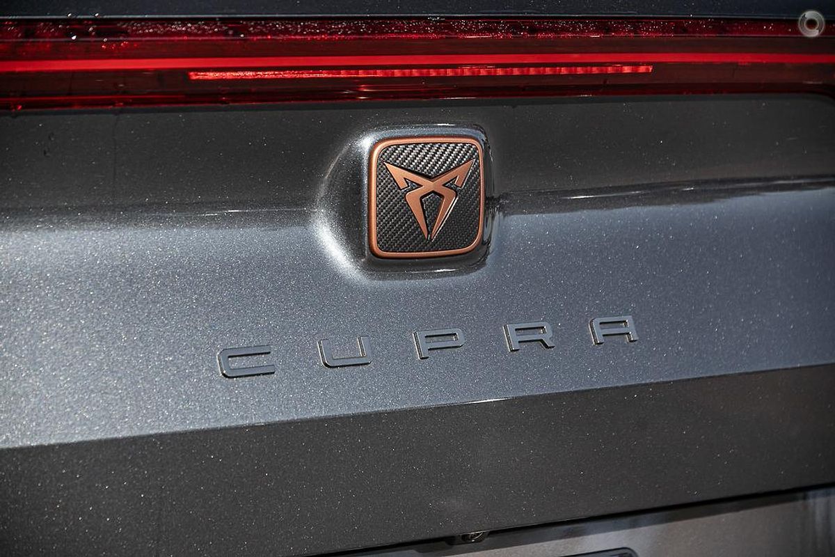2024 CUPRA Formentor VZx KM