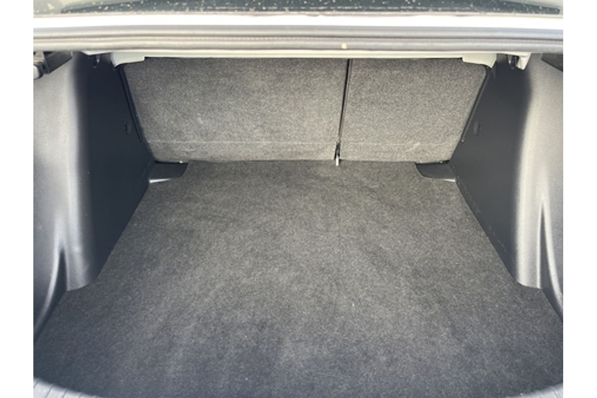 2017 Mazda 2 Maxx DL Series