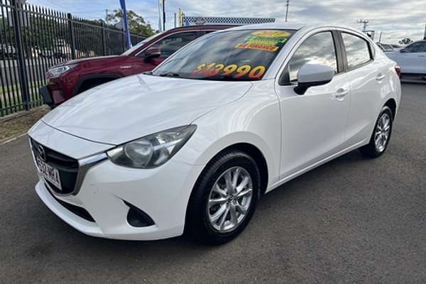 2017 Mazda 2 Maxx DL Series