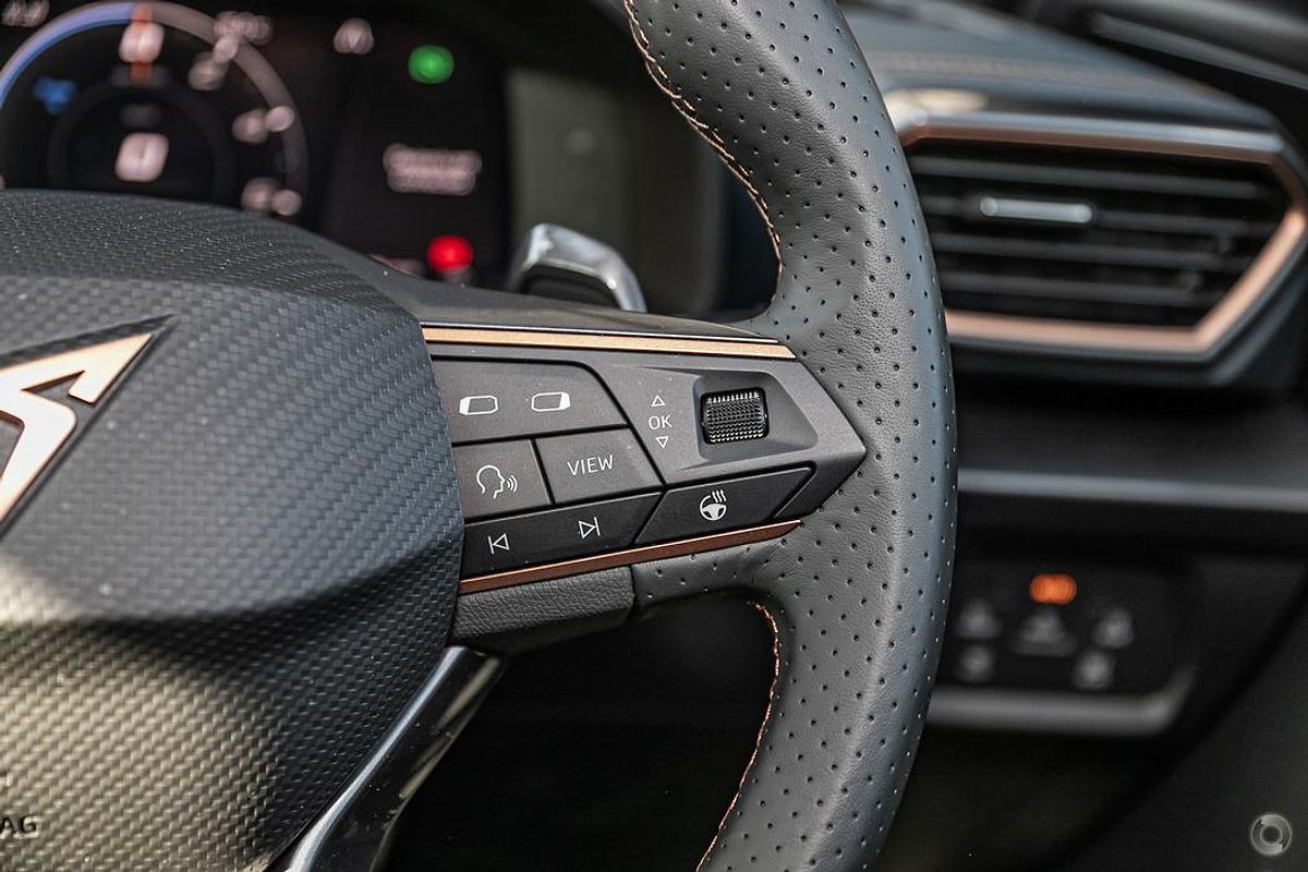 2024 CUPRA Formentor VZe Tribe Edition KM