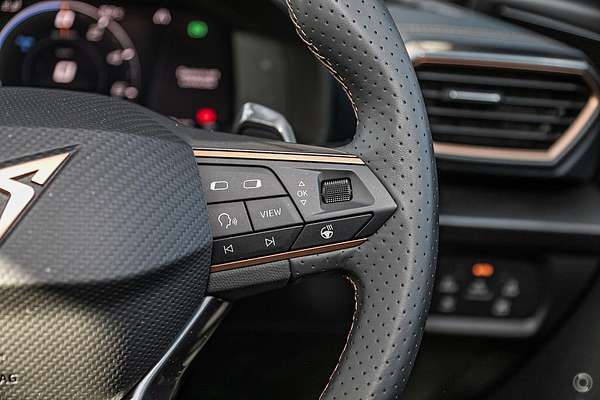 2024 CUPRA Formentor VZe Tribe Edition KM