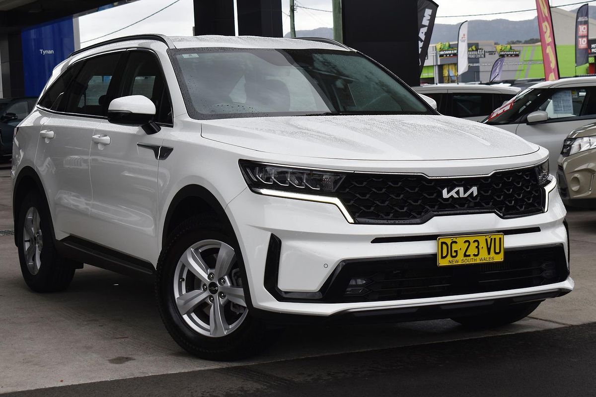 2023 Kia Sorento S MQ4