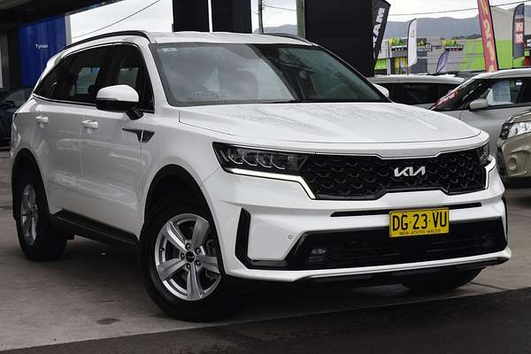 2023 Kia Sorento S MQ4
