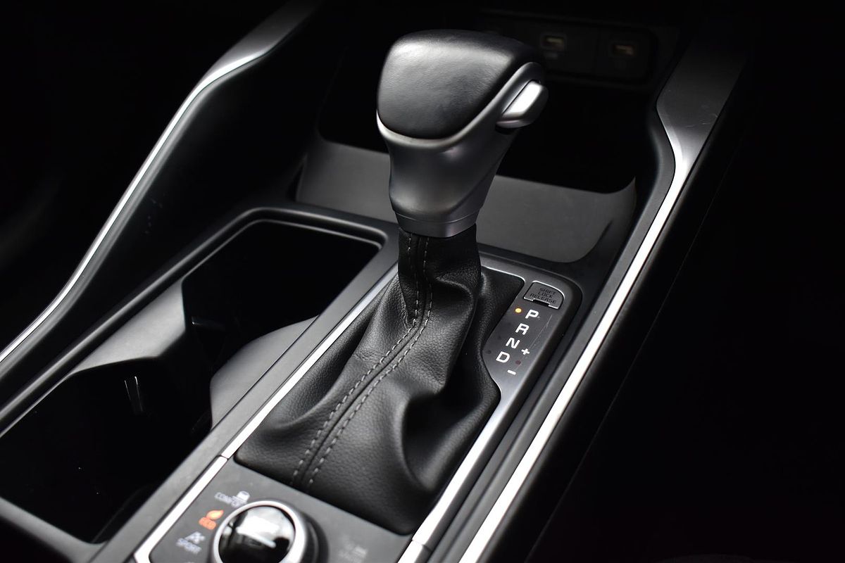 2023 Kia Sorento S MQ4