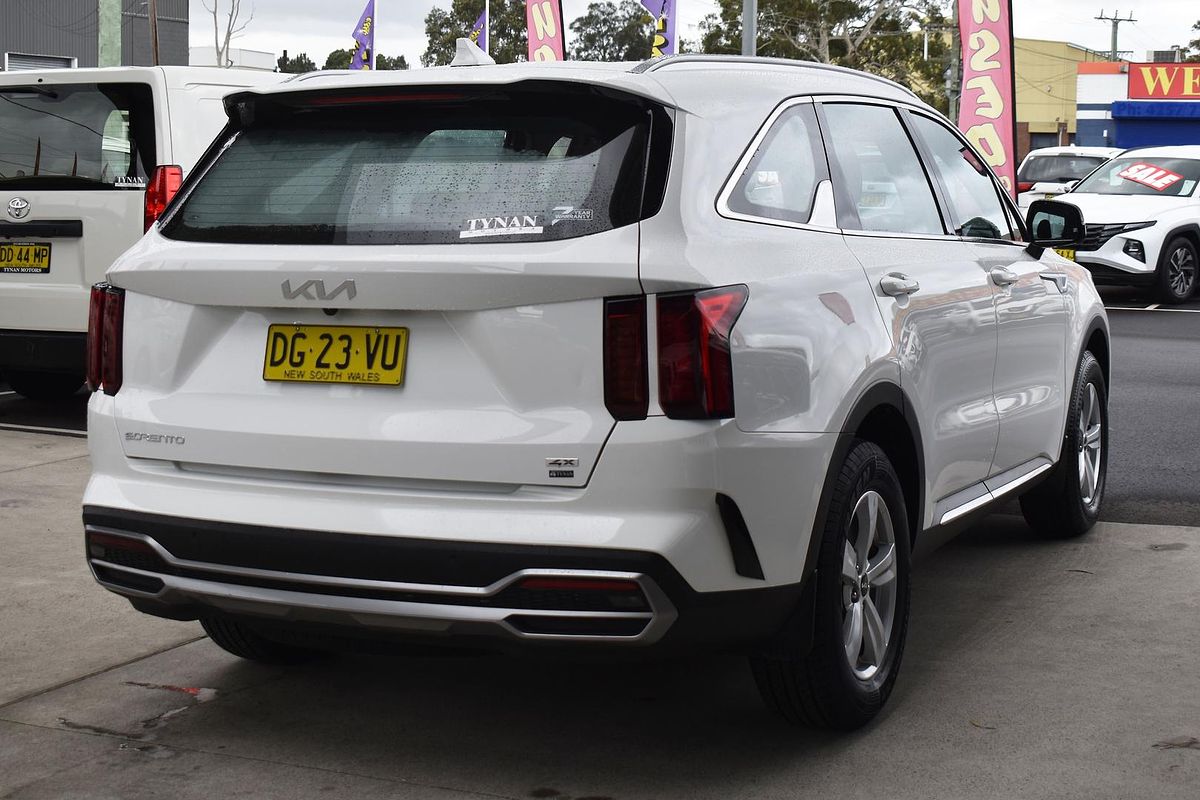 2023 Kia Sorento S MQ4