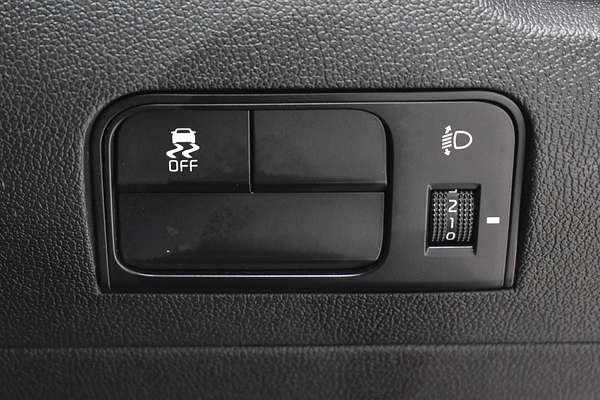 2023 Kia Sorento S MQ4
