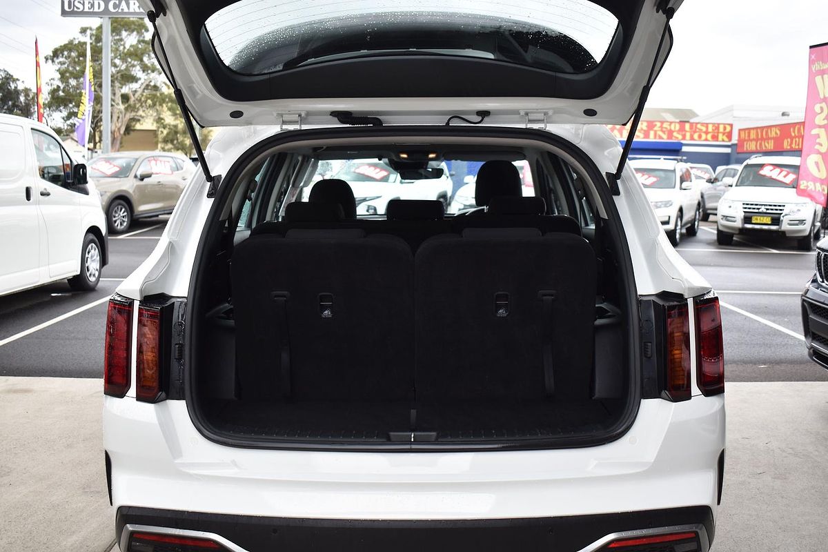 2023 Kia Sorento S MQ4