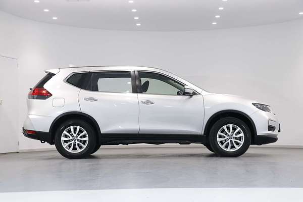 2022 Nissan X-TRAIL ST T32
