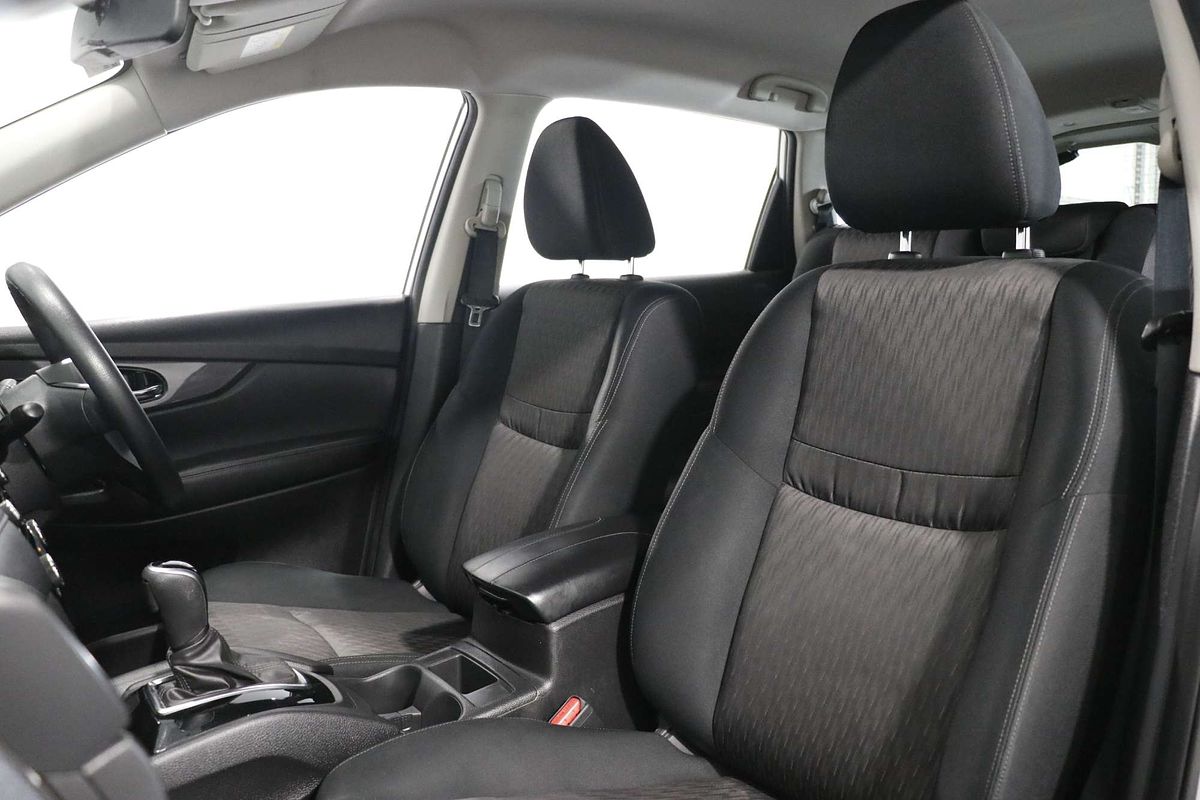 2022 Nissan X-TRAIL ST T32