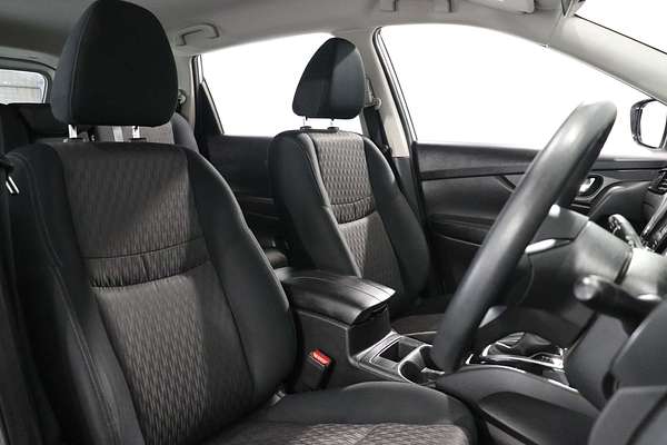 2022 Nissan X-TRAIL ST T32