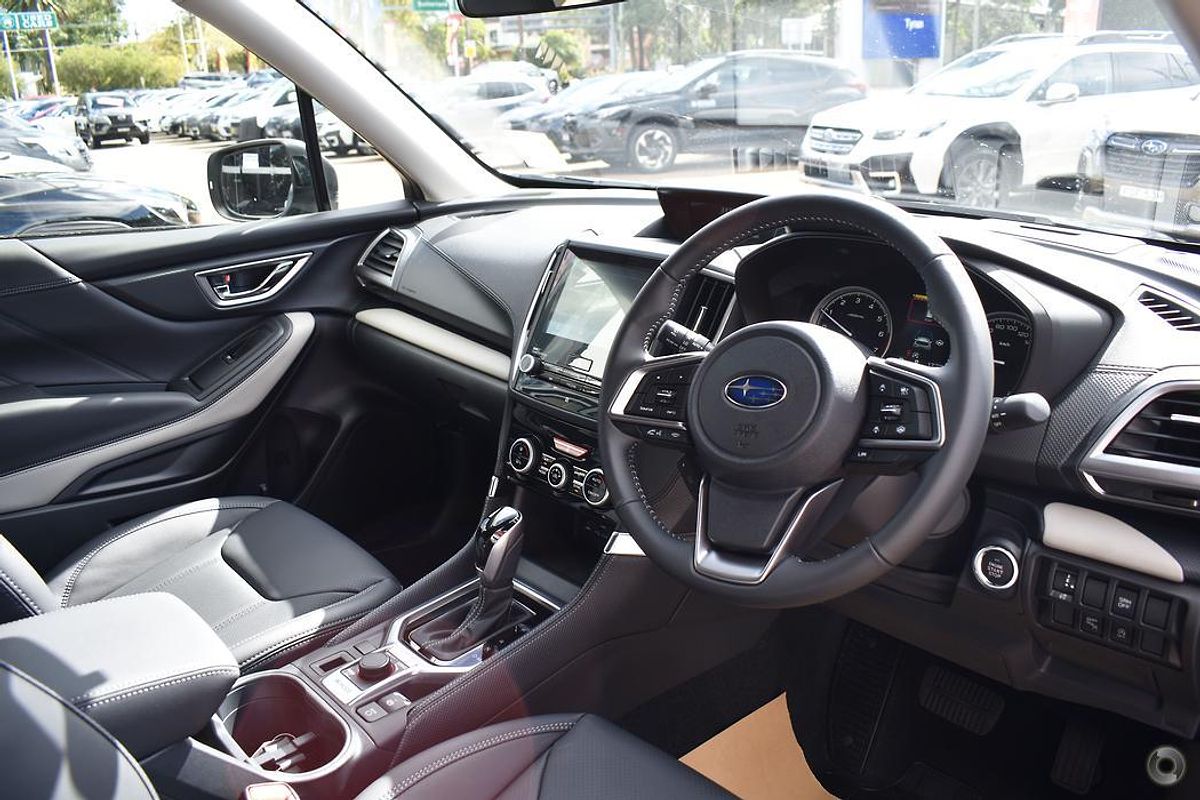 2024 Subaru Forester 2.5i Luxury Special Edition S5