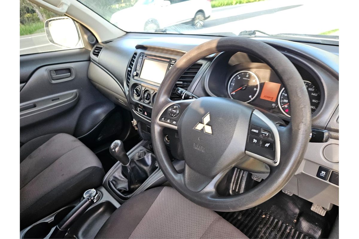 2018 Mitsubishi Triton GLX MQ 4X4