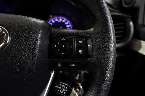2020 Toyota Hilux SR GUN126R 4X4