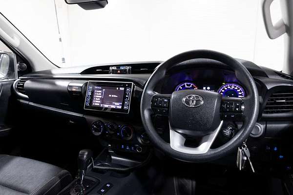 2020 Toyota Hilux SR GUN126R 4X4