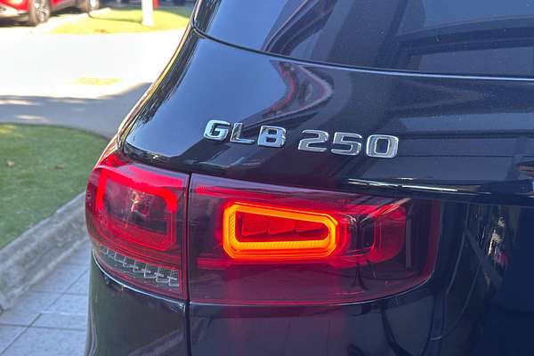 2021 Mercedes-Benz GLB-Class GLB250 X247