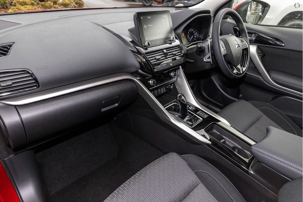 2024 Mitsubishi Eclipse Cross PHEV ES YB