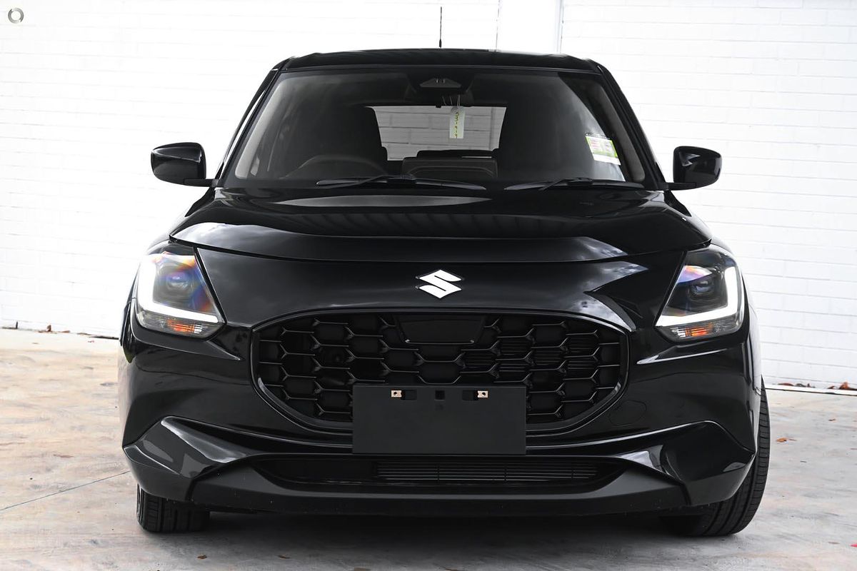 2025 Suzuki Swift Hybrid Plus UZ