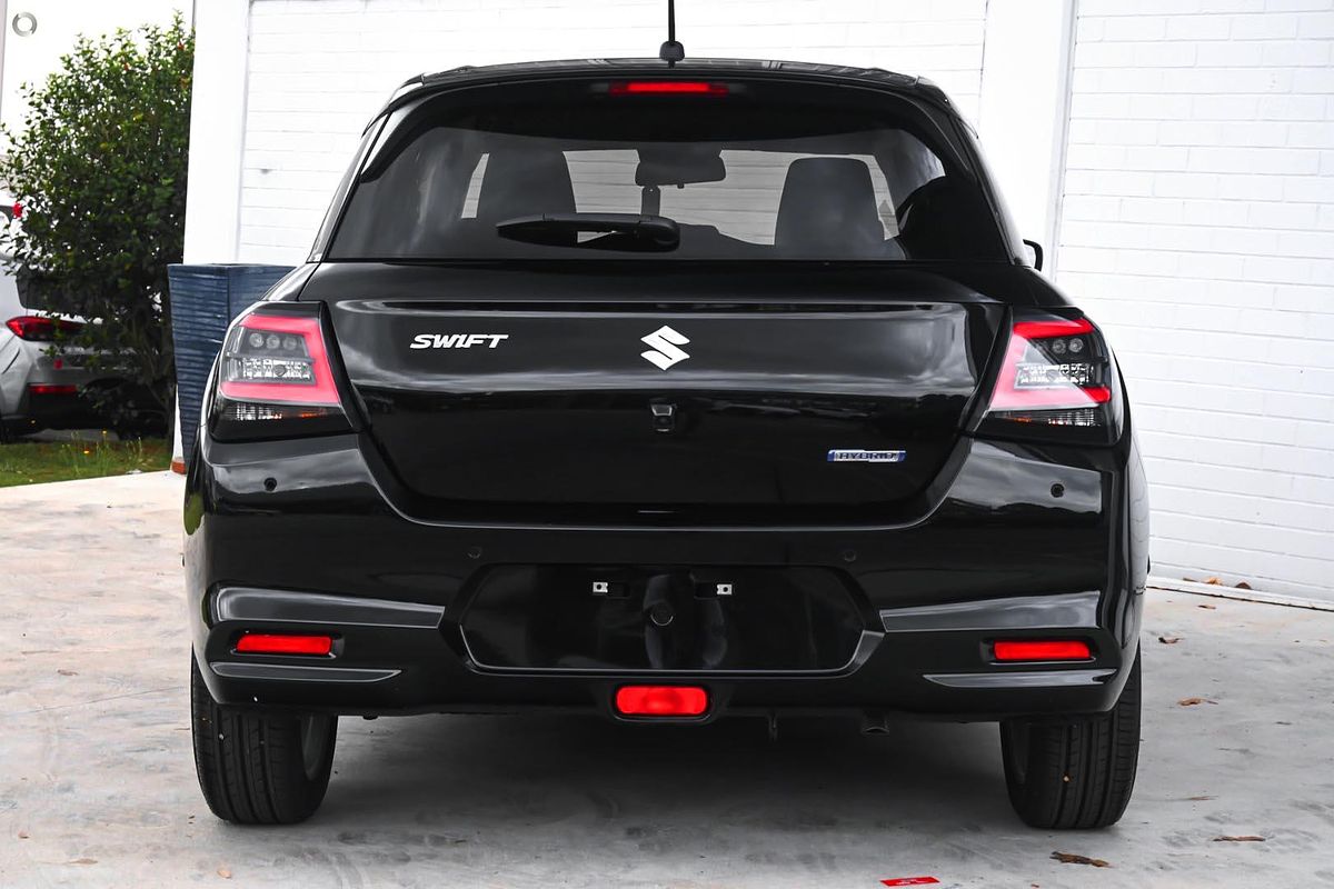 2025 Suzuki Swift Hybrid Plus UZ