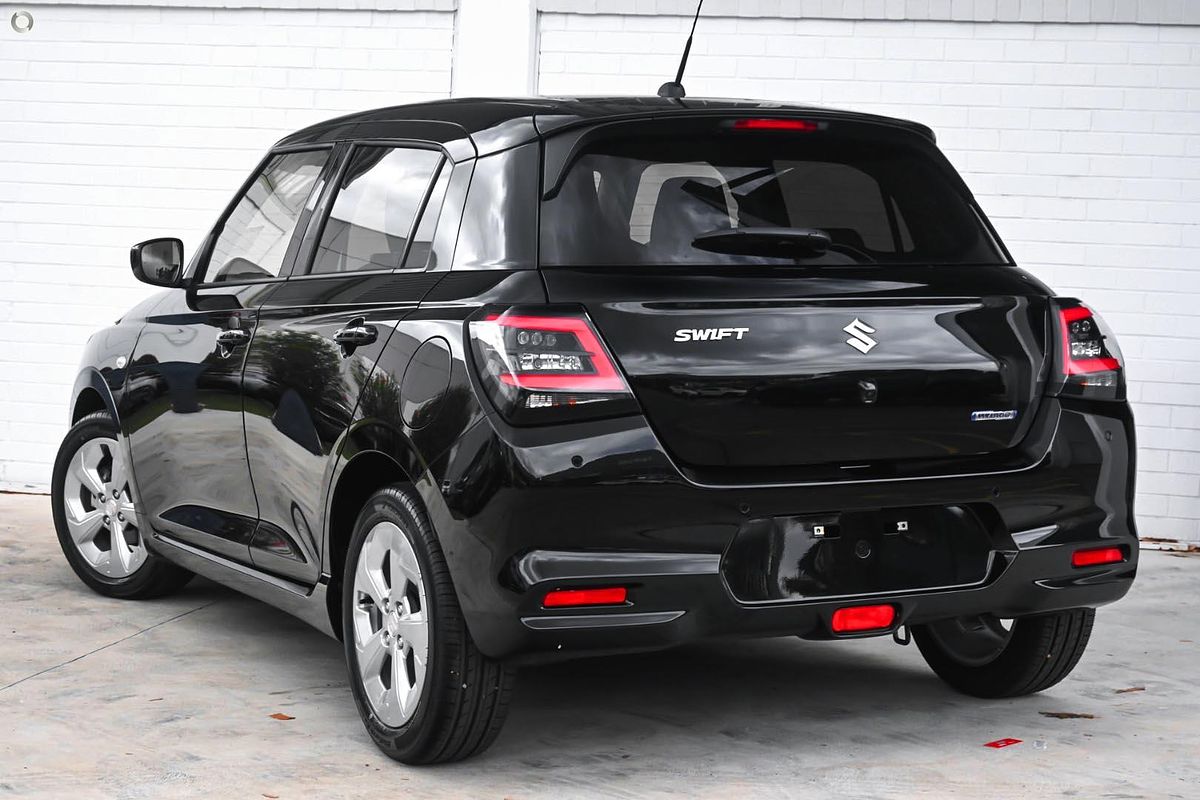 2025 Suzuki Swift Hybrid Plus UZ