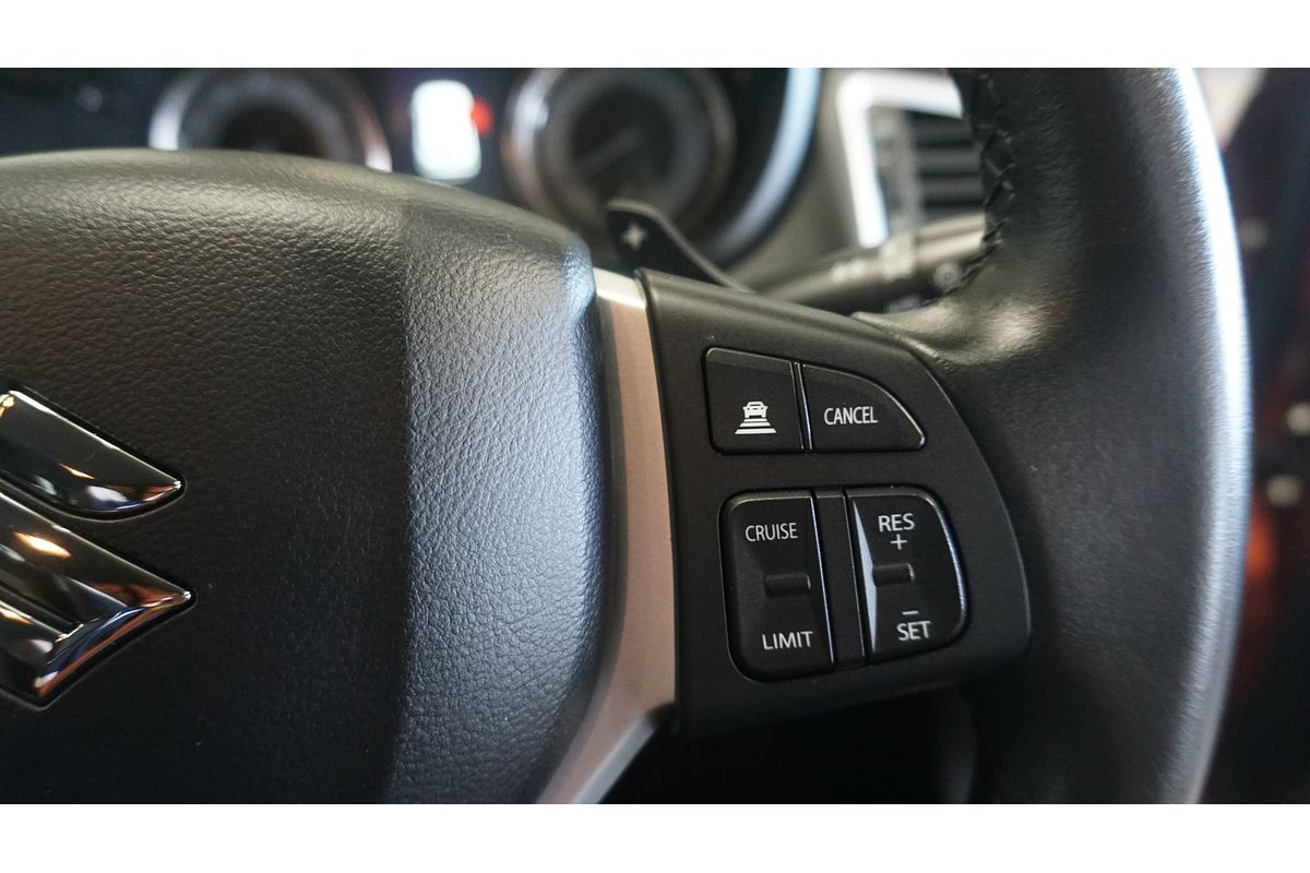 2024 Suzuki S-Cross JYB
