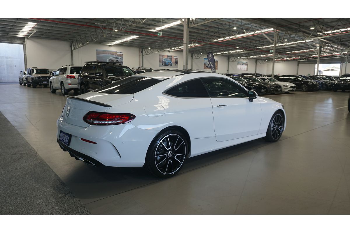 2019 Mercedes-Benz C-Class C300 C205