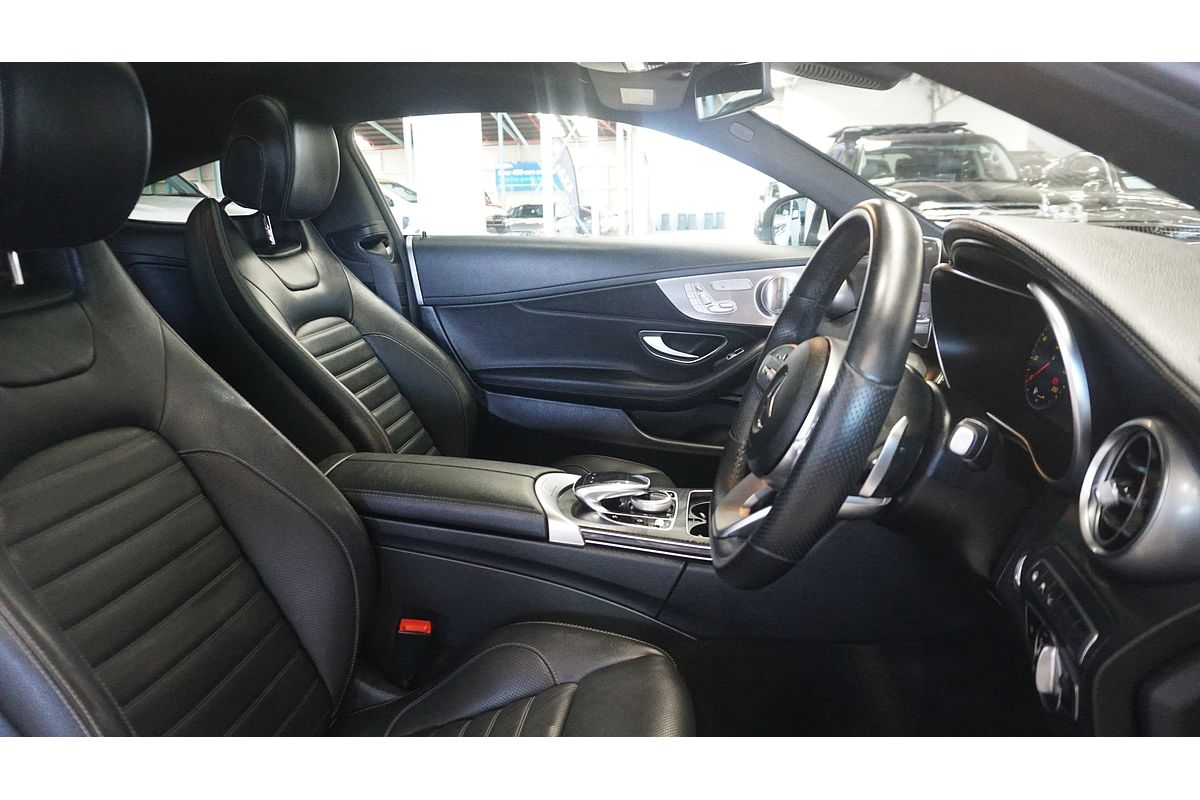 2019 Mercedes-Benz C-Class C300 C205