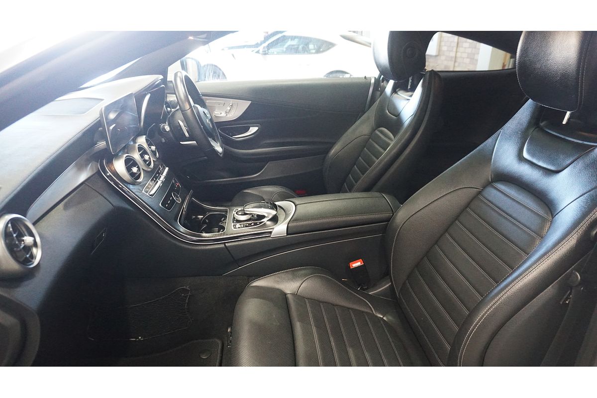2019 Mercedes-Benz C-Class C300 C205