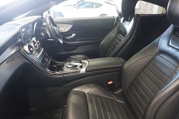 2019 Mercedes-Benz C-Class C300 C205
